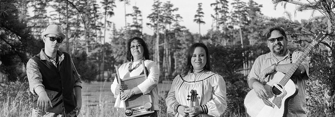 Lakota John and Kin pic